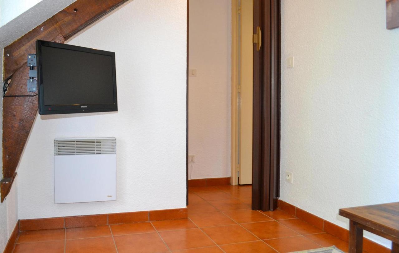 1 Bedroom Cozy Apartment In Vitrac ヴィトラック エクステリア 写真