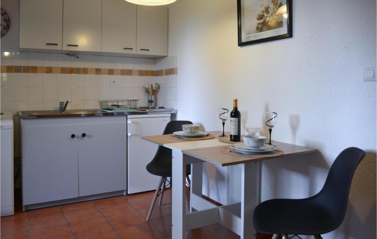 1 Bedroom Cozy Apartment In Vitrac ヴィトラック エクステリア 写真