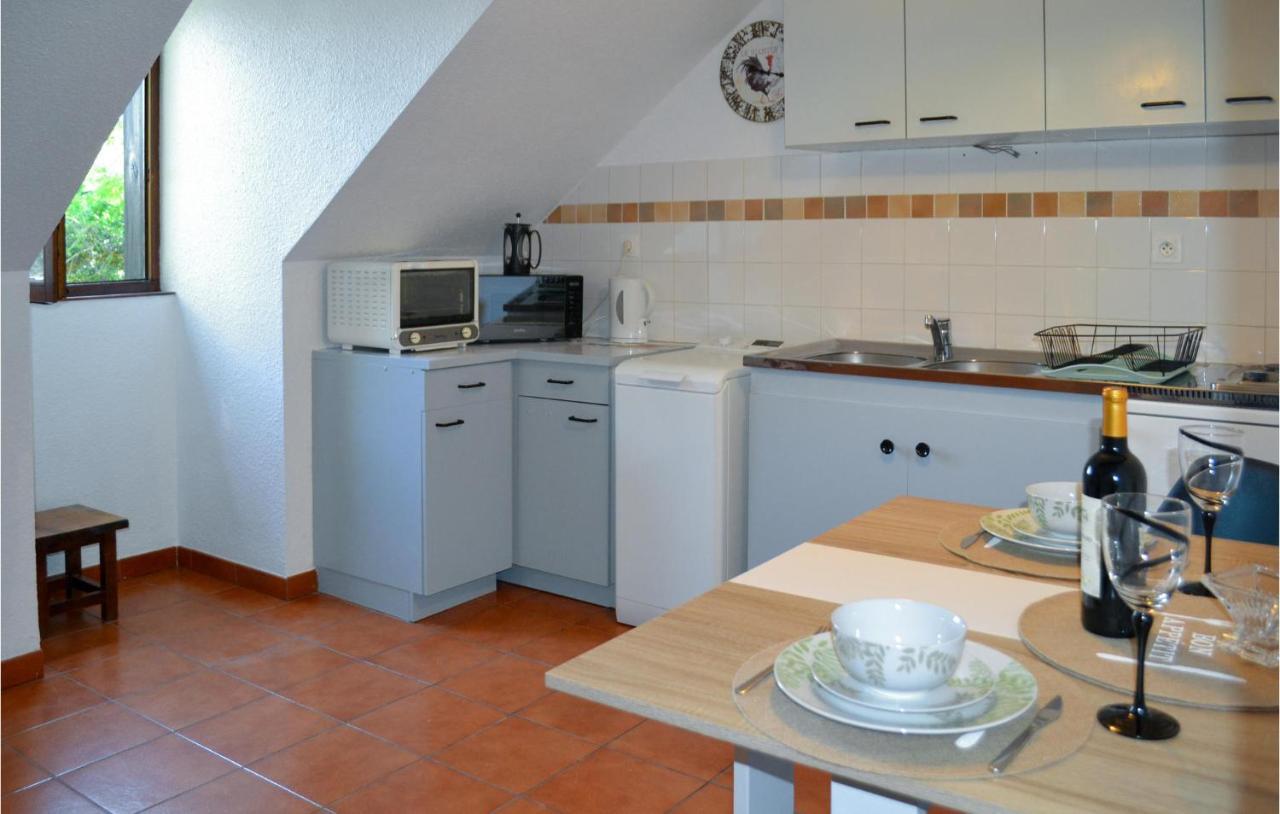 1 Bedroom Cozy Apartment In Vitrac ヴィトラック エクステリア 写真